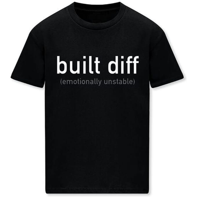 Goodie Two Sleeves - Fun T-shirt - Built diff (emotionally unstable) - M tot 3XL - voor Mannen - zwart