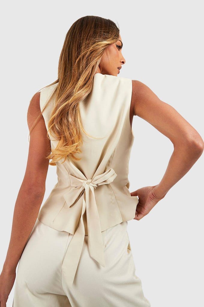 boohoo Dames Tailored Woven Waistcoat | Ecru | Maat: 12