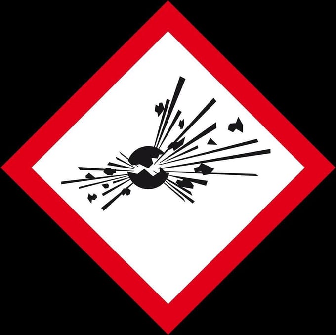 GHS01 explosieve stoffen bord - kunststof 100 x 100 mm