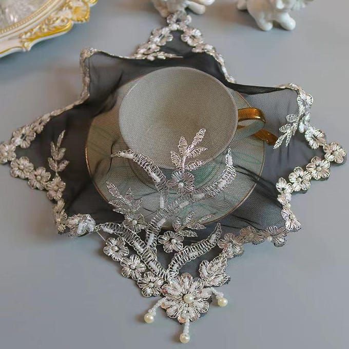 Décoration de table et accessoires fleur brodée perles noires set de table tissu sous-verre mariage Noël set de table cuisine square 28cm gray