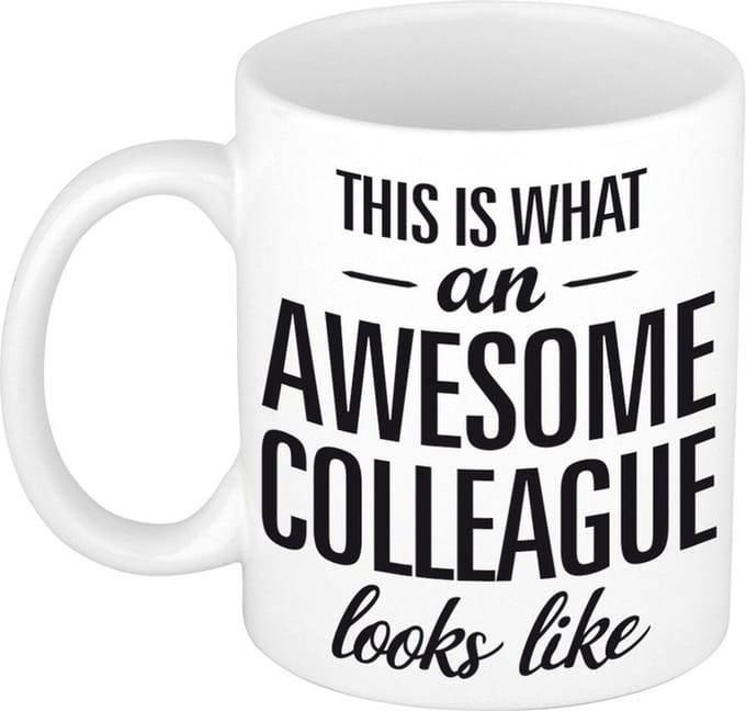 Awesome colleague - cadeau koffiemok - beker - 300 ml - collega afscheid - wit