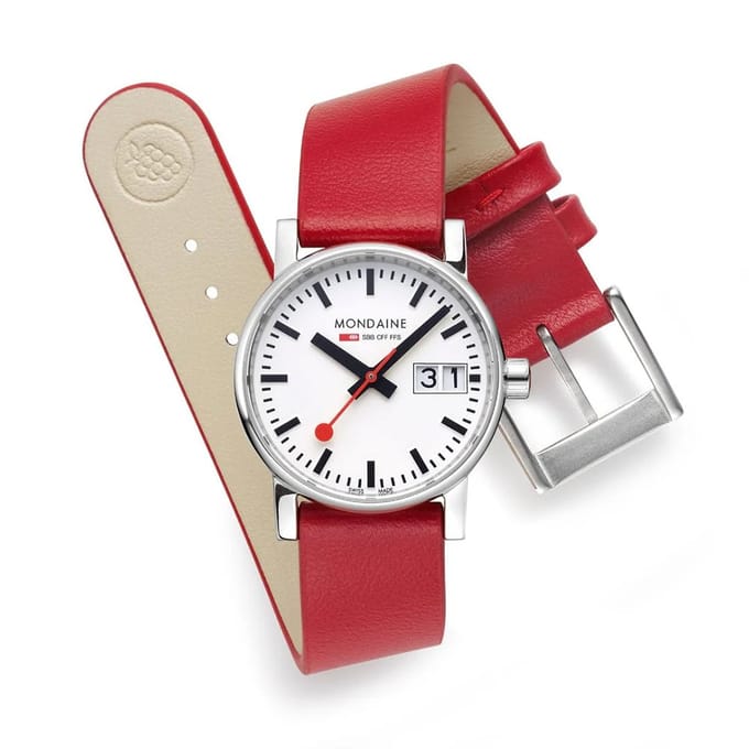 Mondaine MSE.30210.LC Evo2 Unisex Horloge Rood Leer