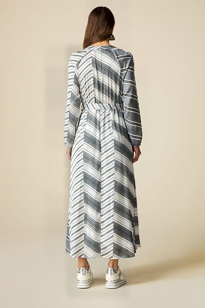 Oltre Long Patterned Satin Dress Grey Größe: S | Maxikleider Outlet | Damen | Grau