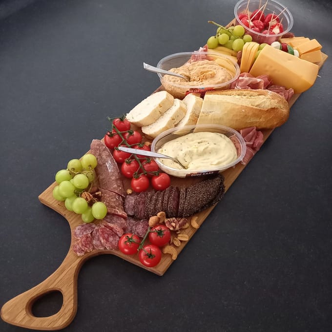 Grote Borrelplank - Massief Eikenhout – 70cm Lang - organisch handvat