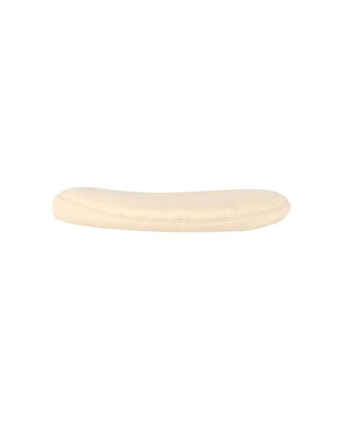 Nanushka Tarone Baret in Crème Vegan Leer