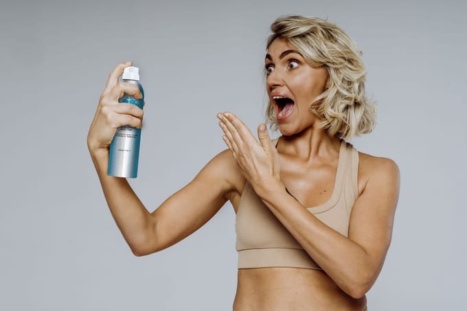 Spray baume hydratant sans huile pour autobronzant