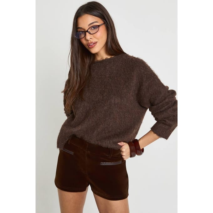 boohoo Dames Velours Micro Shorts | Chocolate | Maat: 12
