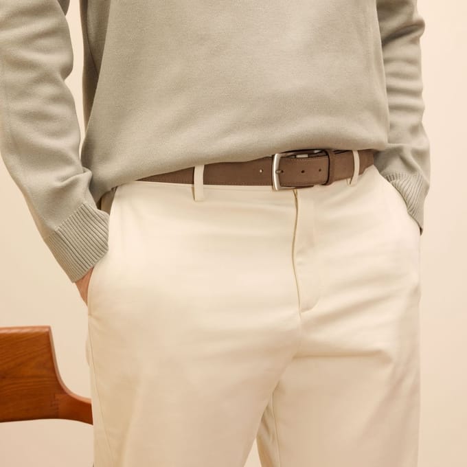 Manfield - Heren - Taupe suède riem - Maat 85