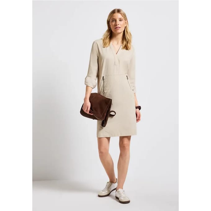 Corduroy jurk met gespleten hals
