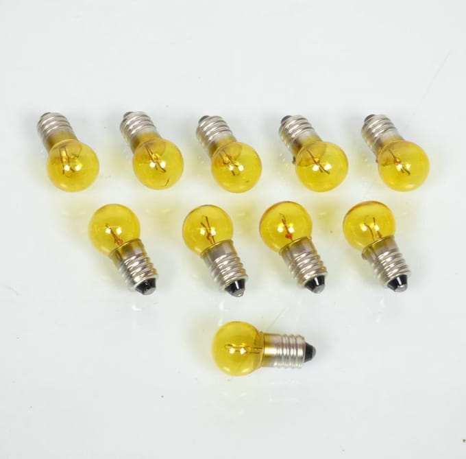 10 gele lampen 6v 6w schroeflamp e10 lampvoet voor bromfiets motorfiets cyclo