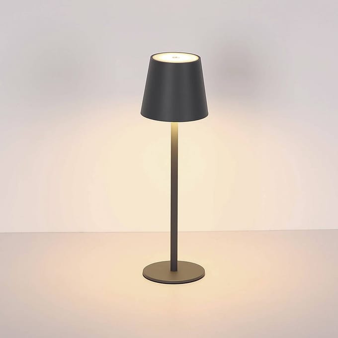 Globo LED tafellamp Vannie, zwart, hoogte 36 cm, IP44