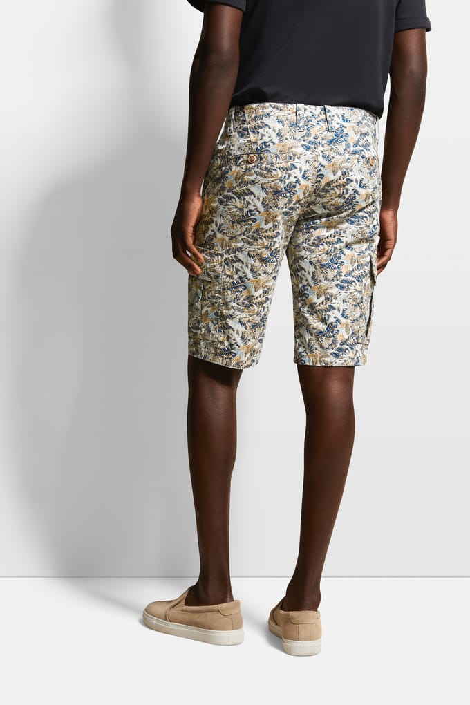 Bugatti Herren Bermuda met grafische all-over print