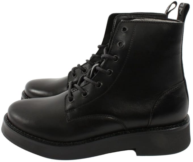 Tommy Hilfiger schoenen maat 39