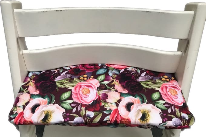 Gecoat zitkussen voor de Tripp Trapp kinderstoel van Stokke - Pioenroos