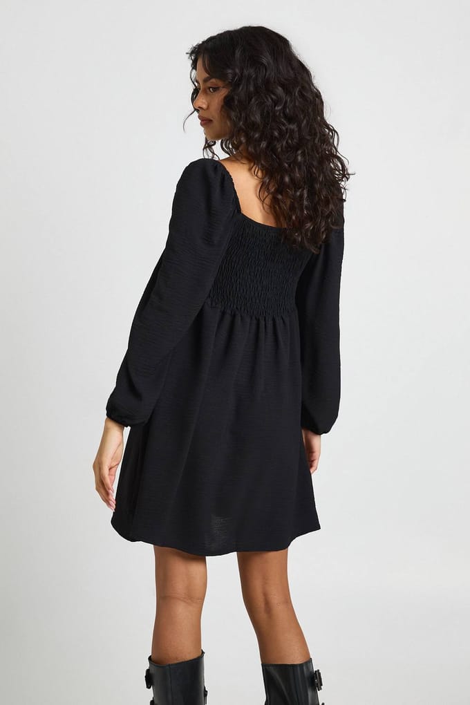 boohoo Dames Gehamerde Volume Mouw Melkmeid Mini Jurk | Black | Maat: 8