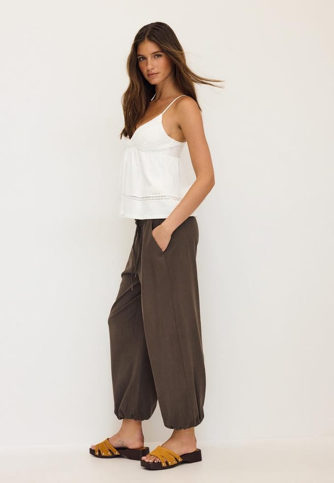 Stradivarius Pofbroek met linnenlook  Bruin XS