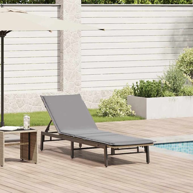 vidaXL - Ligstoel - met - kussen - beige - polyrotan