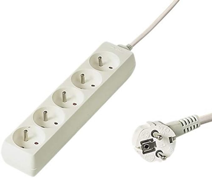 Verlengkabel 230V 10m met 5 Stopcontacten - Wit