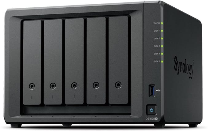 Synology DiskStation DS1525+ - NAS - 5 bay (plus 2x M.2 slots) - 8GB DDR4 - 0TB - 2x 2.5G netwerk