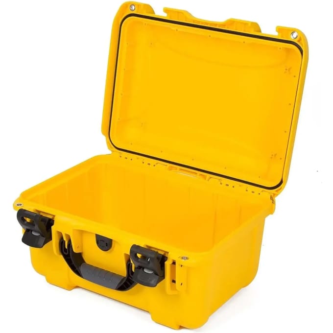 Cameratas Nanuk 918