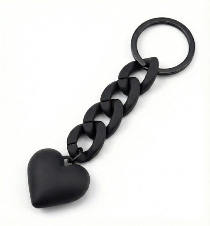 Zwarte hart sleutelhanger unisex met grove schakel ketting en hart hanger – minimalistisch design keychain compact formaat