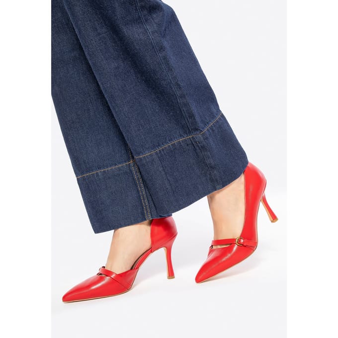 Wittchen Dames rode leren pumps met bandje