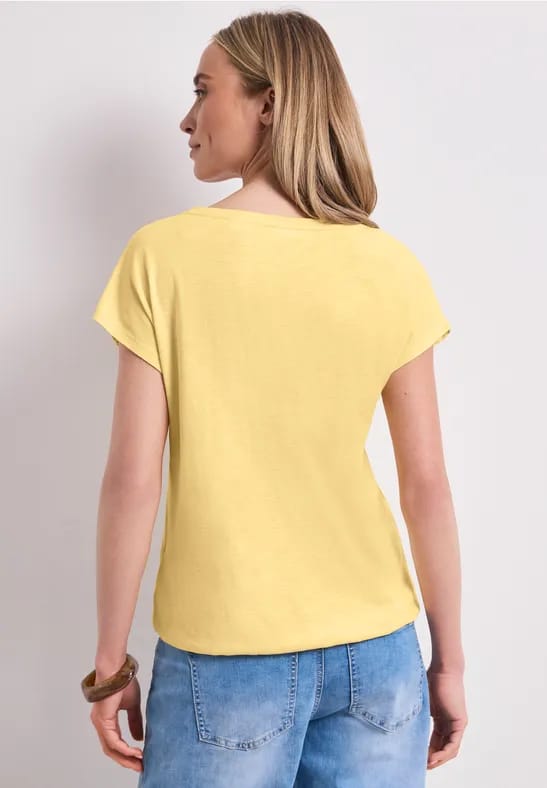 Shirt met V-hals en gehaakte details