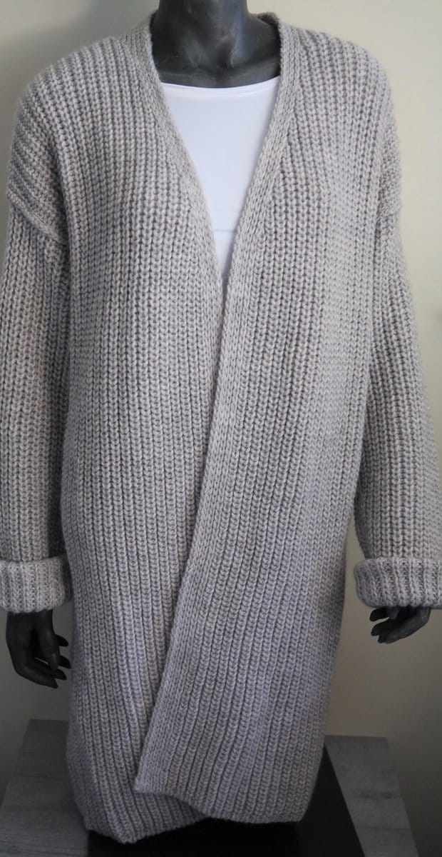 Moscow Cardigan Whisper White Vest - Maat L