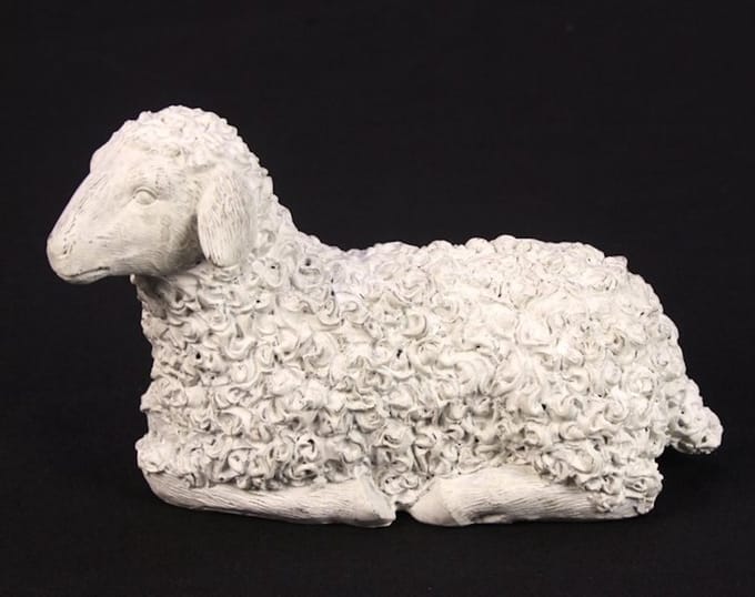 Sheep lying white 13x5x8,5cm