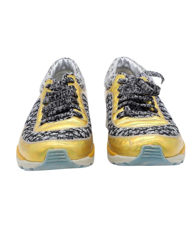 Chanel Tweed Vetersneakers in Meerkleurig Leer