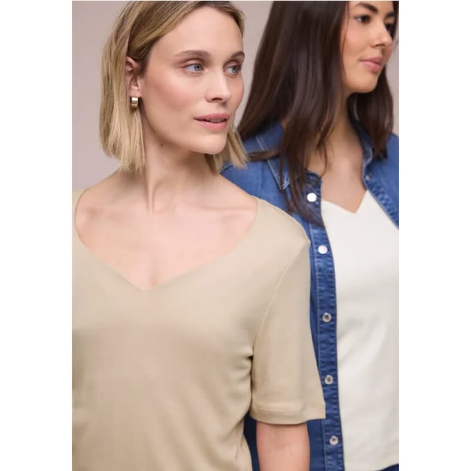 Shirt met hartvormige halslijn in een pak van 2