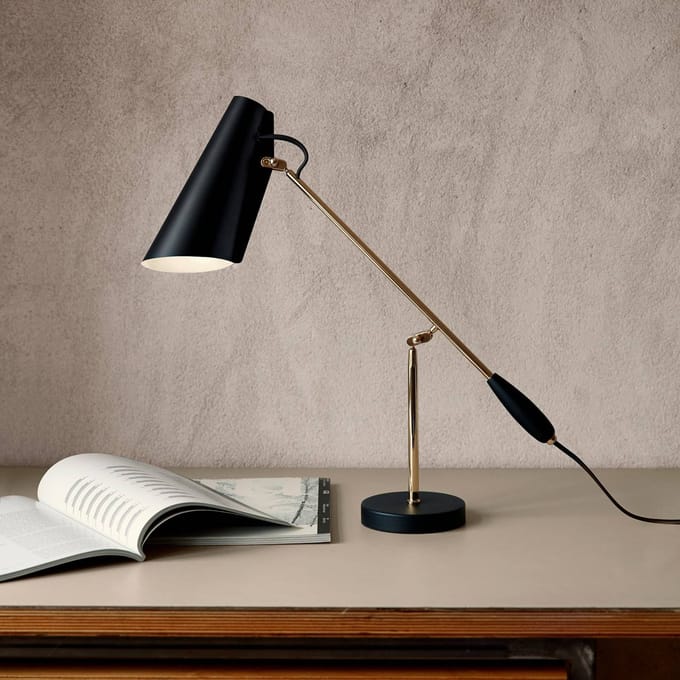 Northern Retro tafellamp Birdy in zwart/messing