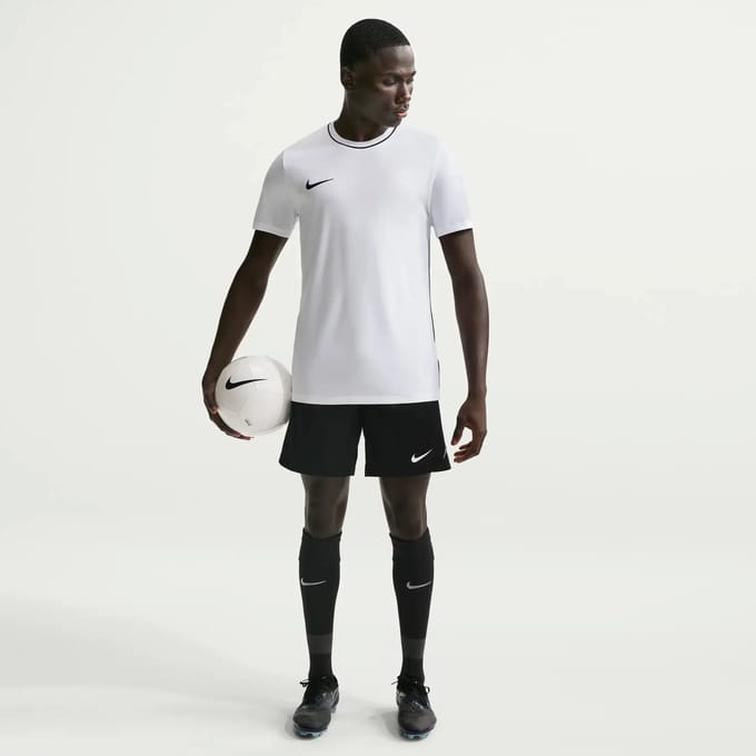 Korte Nike Strike