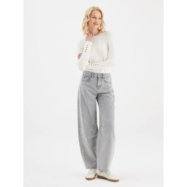 Cup of Joe Mid waist balloon jeans; %100 co; 317 grey denim