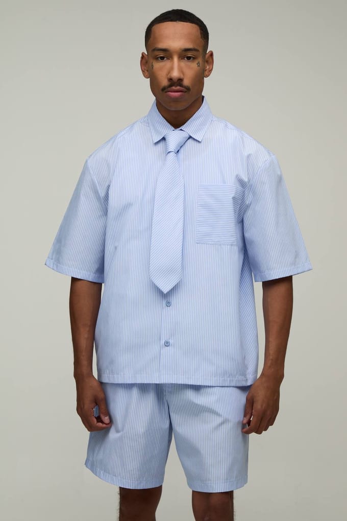 Gestreept Shirt, Short & Stropdas Boxy Shirt & Short Set | Light Blue | Size Medium