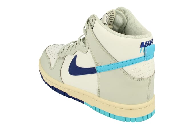 Nike Dunk High Se Gs Witte Sneakers