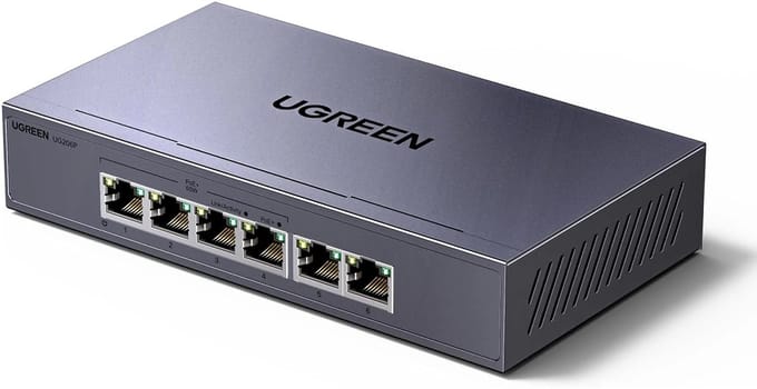 UGREEN 6-Port 1Gb/s PoE Ethernet Switch (4x PoE+ 2x uplink) - Gray