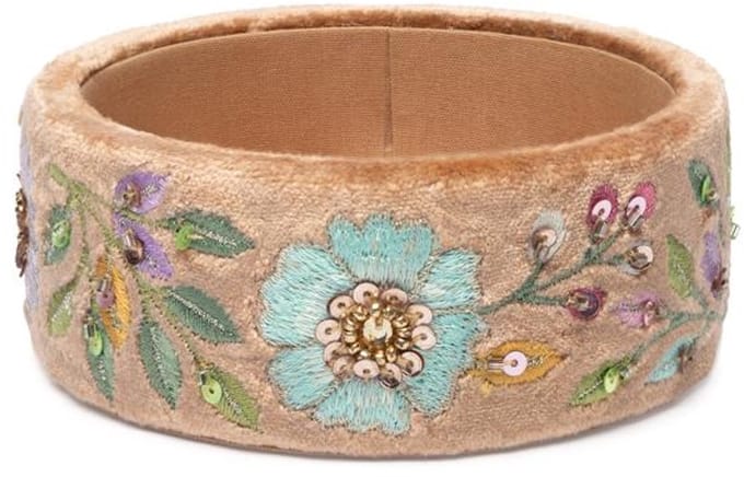 Sieradenbakje fluweel beige met bloemen – 11,5 cm x 4,5 cm