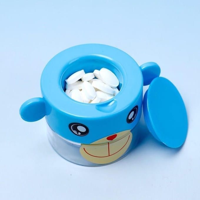 Cartoon Pill Grinder Tabletten Crusher Draagbare Medicijn Dispenser Pillencontainer Opslag Pulverize Case wit