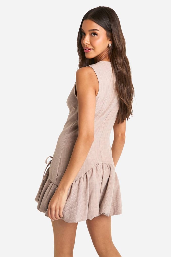 boohoo Dames Bubbelzoom Gestreepte Getailleerde Mini-Jurk | Bruin | Maat: 42