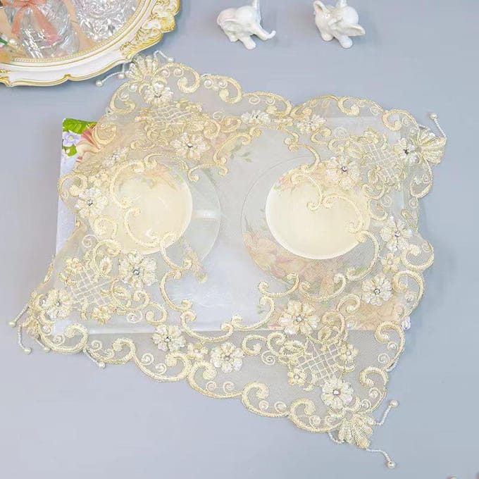 Nappes de table brodées de fleurs de perles de haute qualité, couverture de table de mariage, décoration et accessoires de table de cuisine pour Noël square 38cm beige