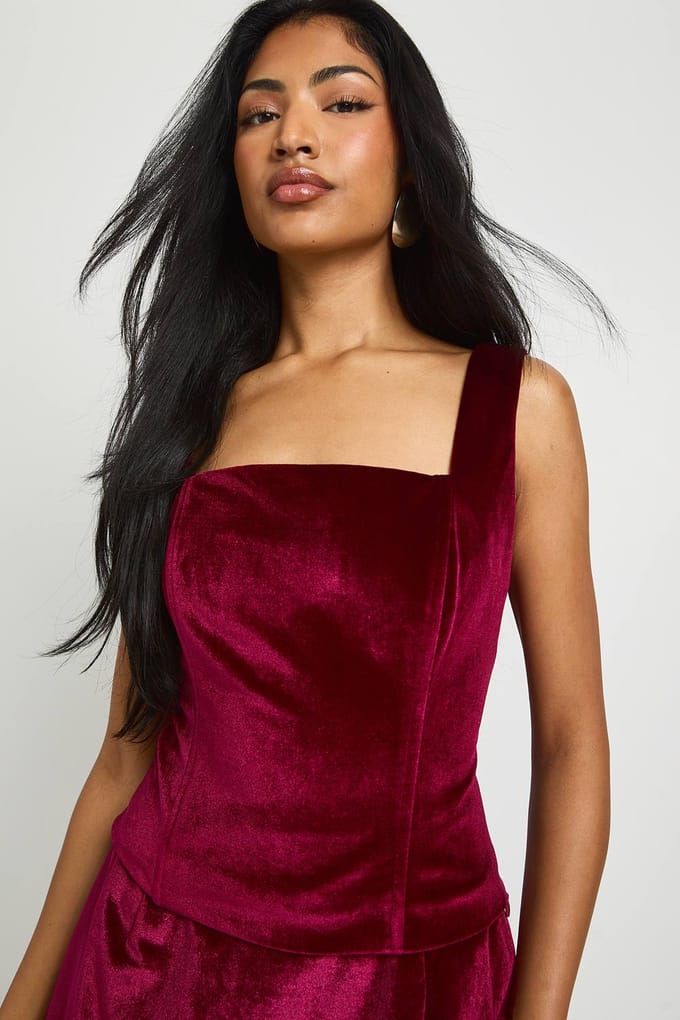 boohoo Dames Fluwelen korsettop | Bordeaux Rood | Maat: 40