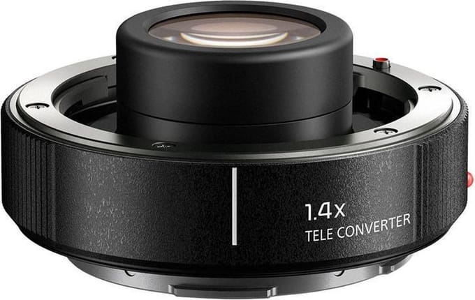 PANASONIC 1,4-fach Telekonverter mit S-Anschluss