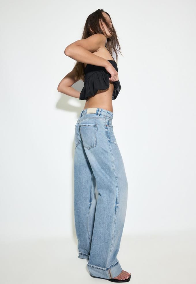Stradivarius D92 straight wide jeans met scheuren  LICHTBLAUWE DENIM WASSING 40