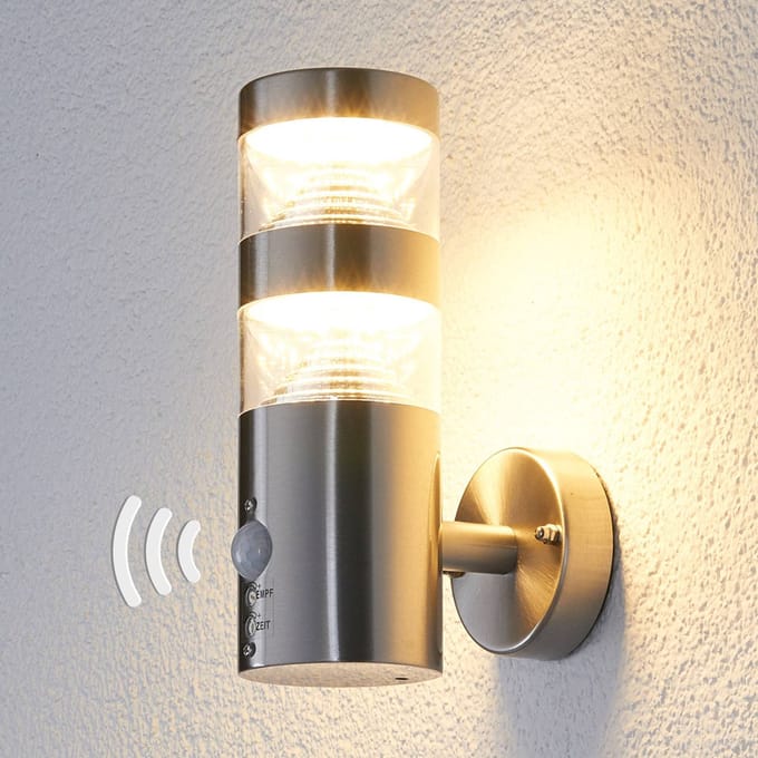 Lindby LED buiten wandlamp Lanea, 22 cm, roestvrij staal, sensor
