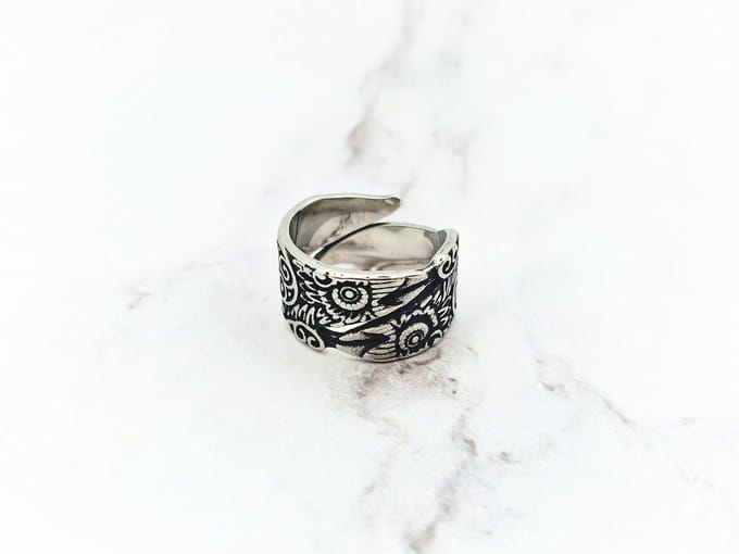 Mei's - Viking Shadow Ravens - ring heren - raaf - RVS zilver - ringmaat 61 mm