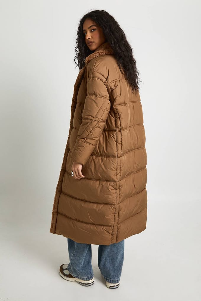 boohoo Dames Teddy Trim Pufferjas met Teddy Mouwen | Rust | Maat: 8