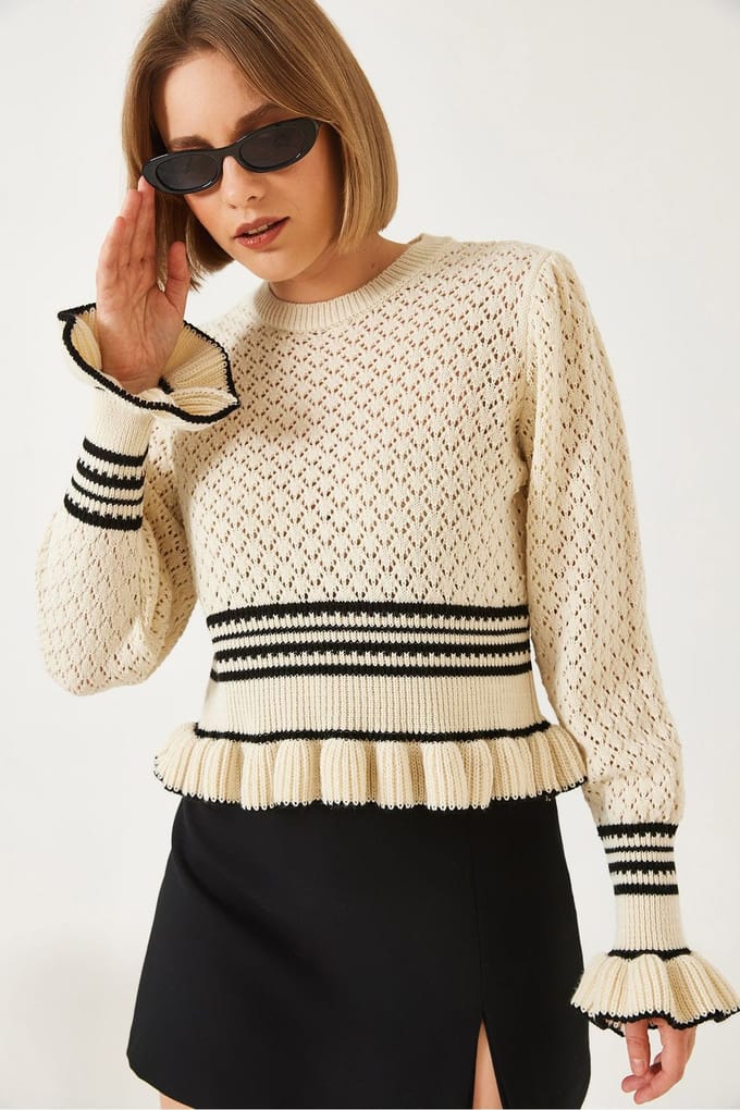 Geribbelde Baklava Patroon Crew Neck Crop Sweater