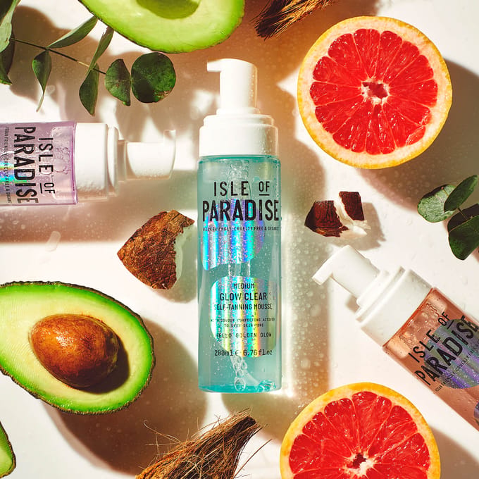 Isle of Paradise Glow Clear Self-Tanning Mousse Green - Medium 200Ml