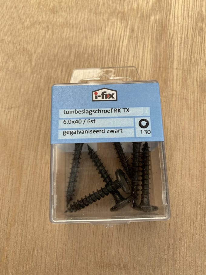Tuinbeslagschroef Rondkop Torx 6.0x40 per 6 gegalvaniseerd zwart